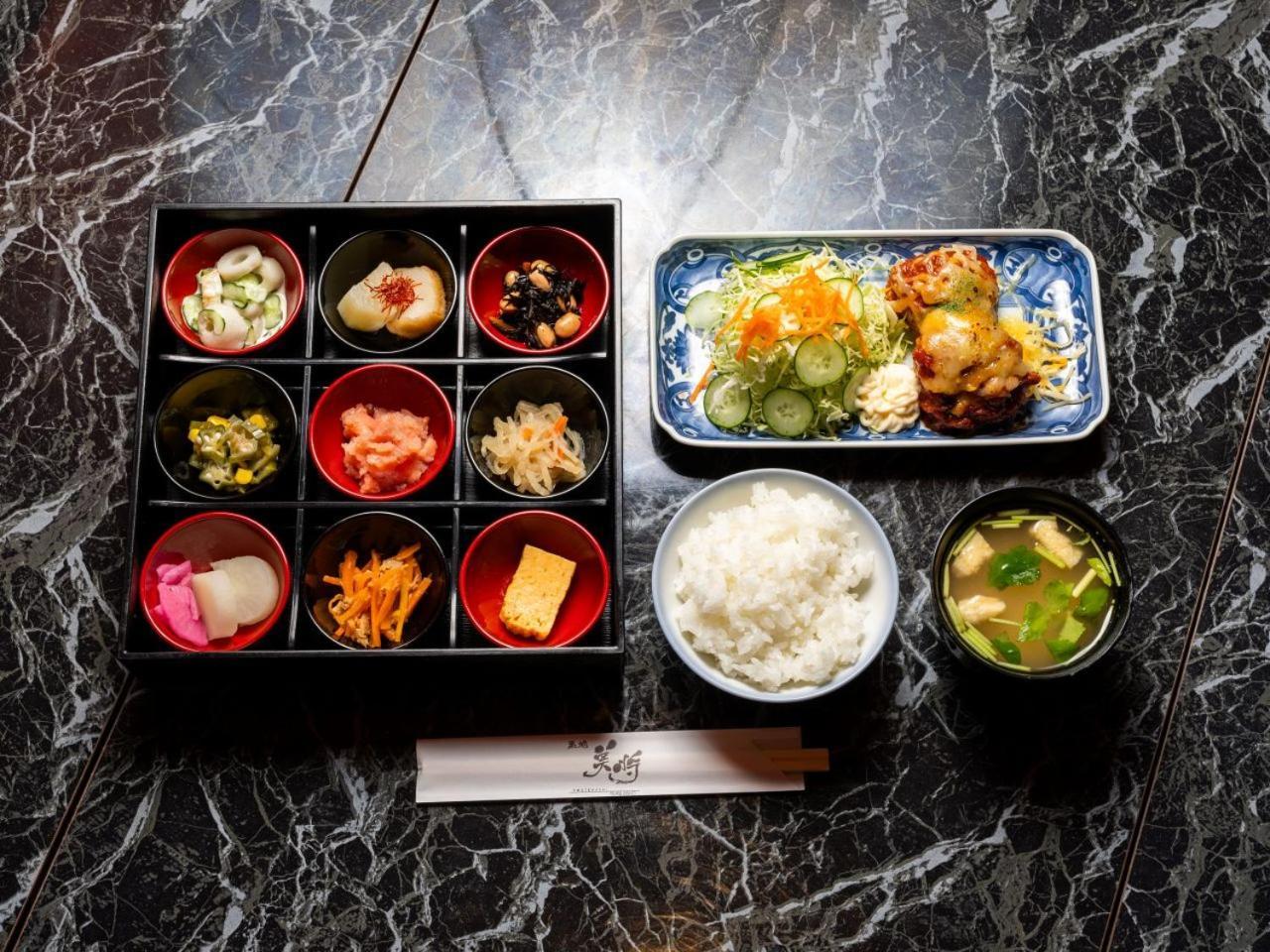 Apa Hotel Tsukiji Ekiminami Tokyo Exterior photo